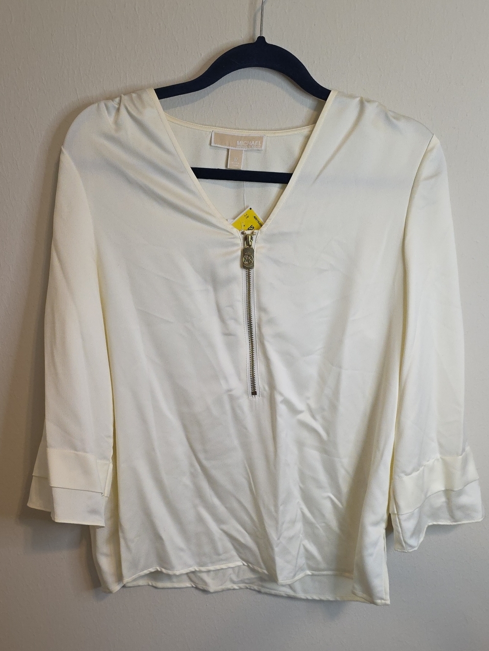MICHAEL Michael Kors Cream Zip Front V-Neck Blouse